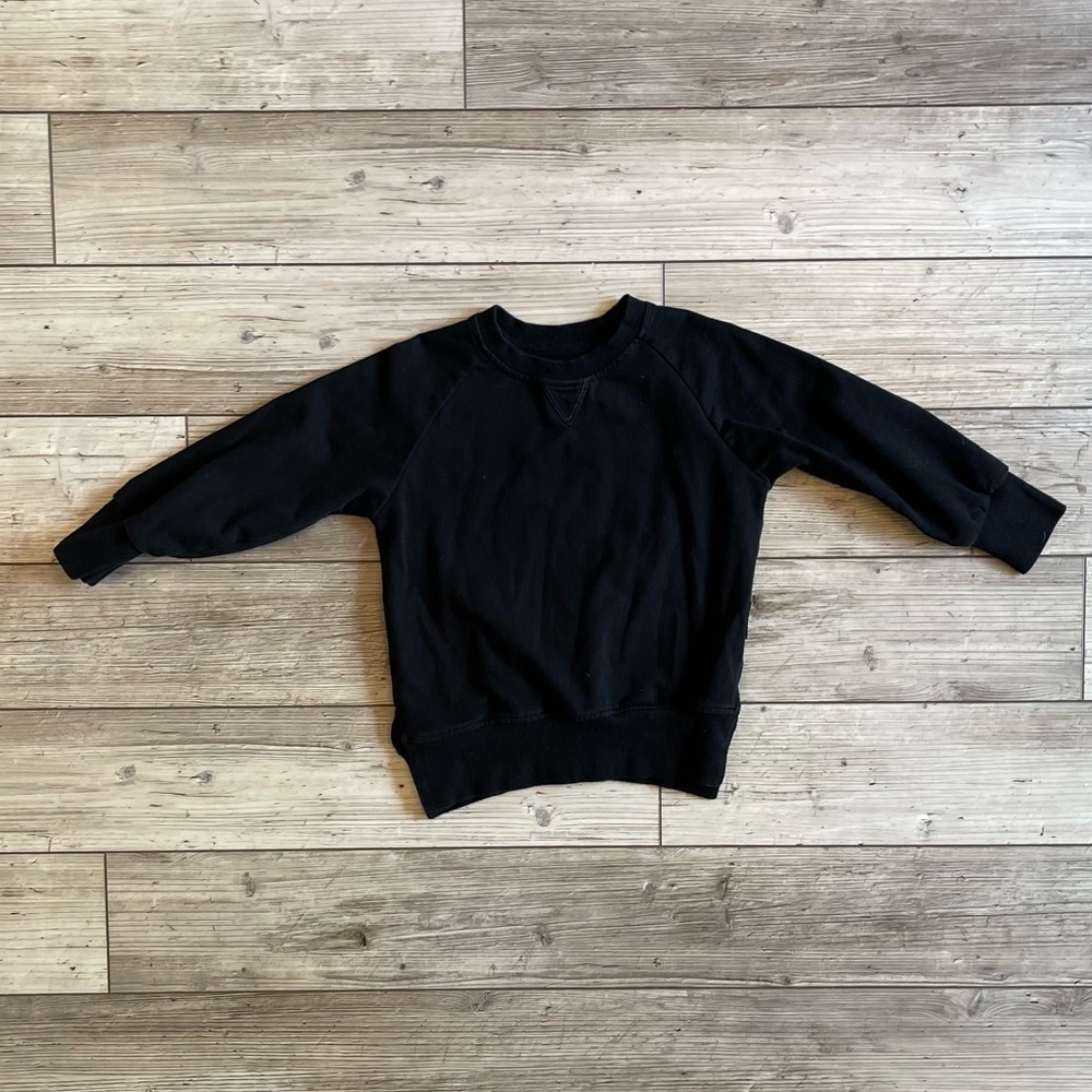 Little Bipsy | Black Crewneck Sweater | Size: 3T-4T